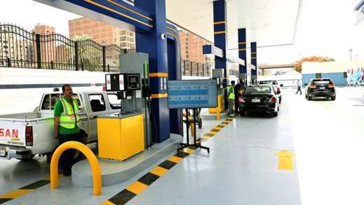 مدبولي يفتتح محطة الوقود المحوكمة بالزاوية الحمراء.. بوفورات مليوني جنيه شهرياً