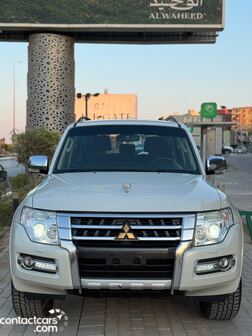 Mitsubishi Pajero 2020